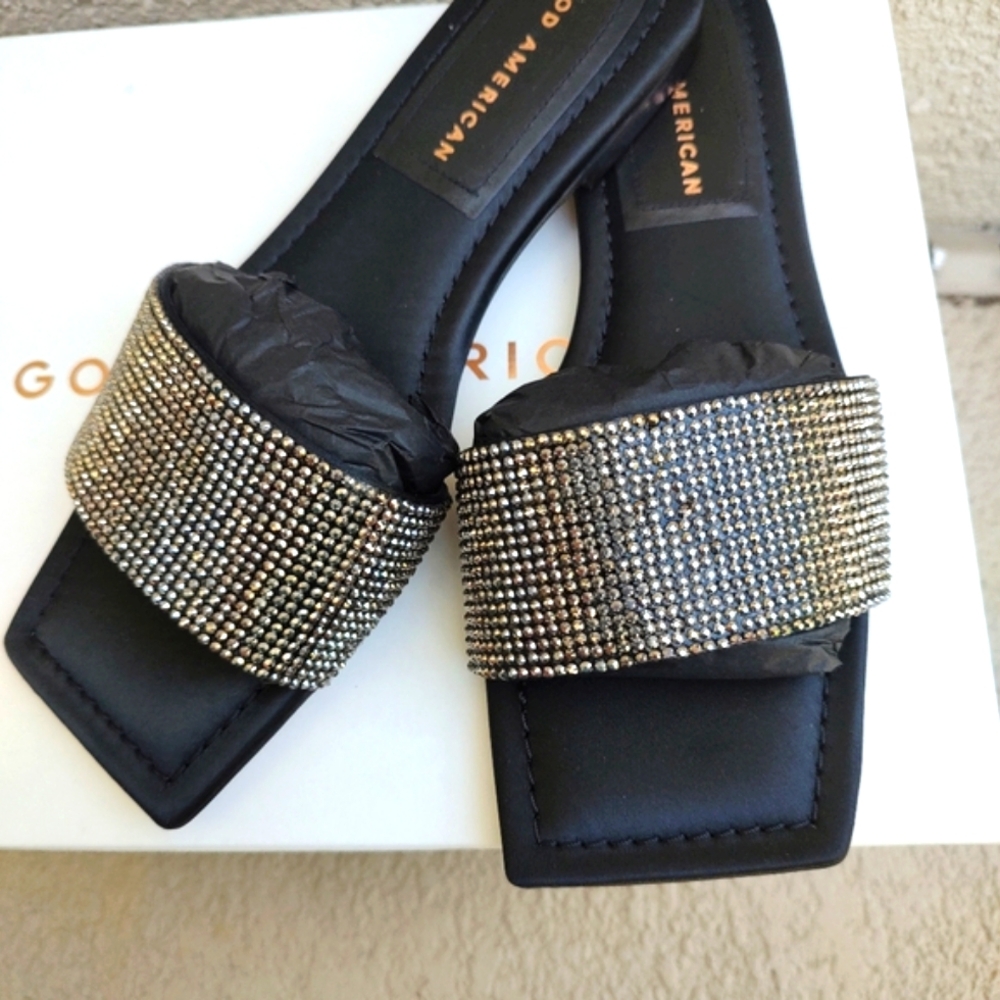Good American black square toe diamond slide